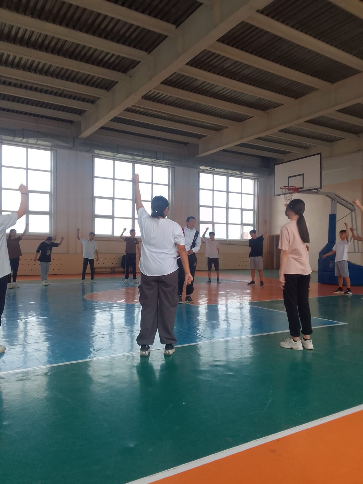 Спорттық ойындар. Футзал ойынының техникалық және тактикалық әдістері